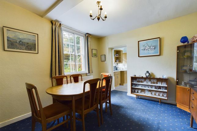Town house for sale in The Square, Kington