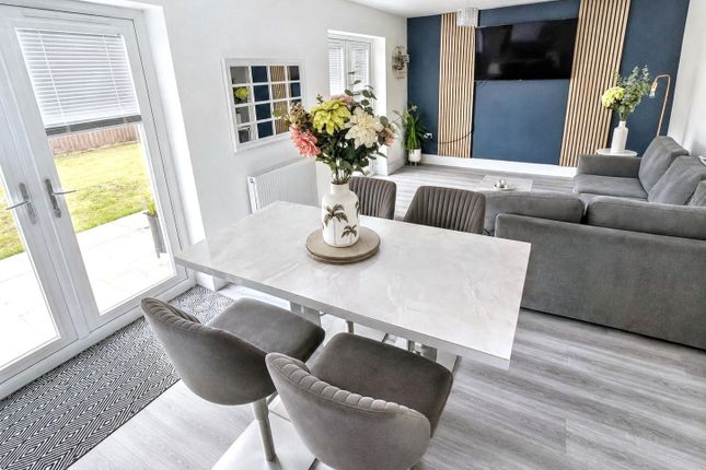 26, Hunters Way, Stockton-on-Tees photo 3
