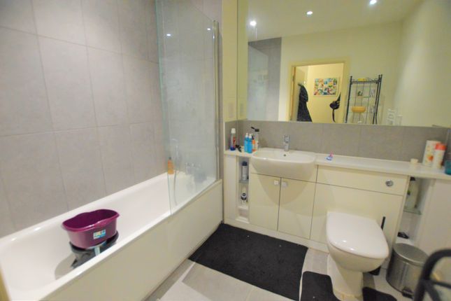 50, Salisbury Road, Southall photo 4
