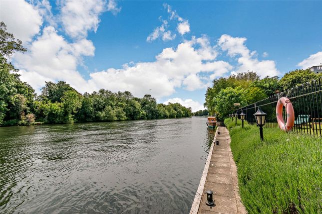 Detached house for sale in Fishery Road, Maidenhead, Berkshire