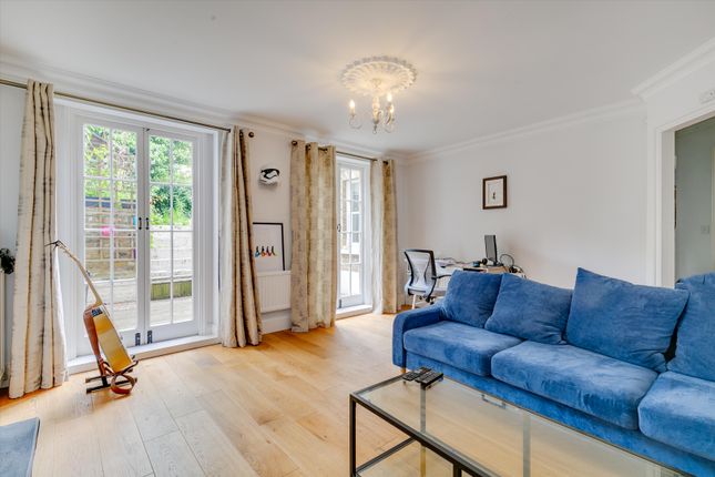 St. James's Drive, London SW17, 2 bedroom flat for sale - 61386623 ...