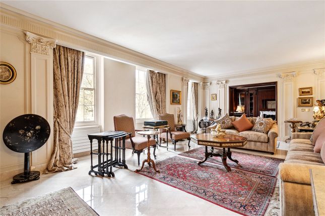 Flat for sale in Princes Gate Court, London