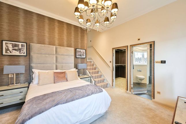 Thumbnail Flat to rent in Beaufort Gardens, Knightsbridge, London