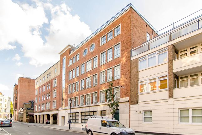 Flat for sale in Willow House, Westminster, London