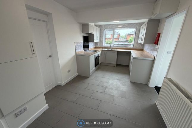 Carlos Place, Newcastle photo 4