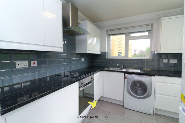 Flat to rent in South Norwood Hill, London