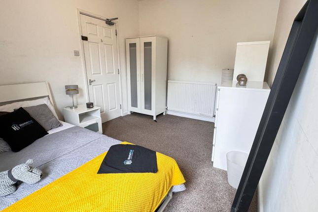 Thumbnail Shared accommodation to rent in Hill Lane, Southampton