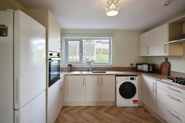 4, Deer Park Place, Sheffield photo 3