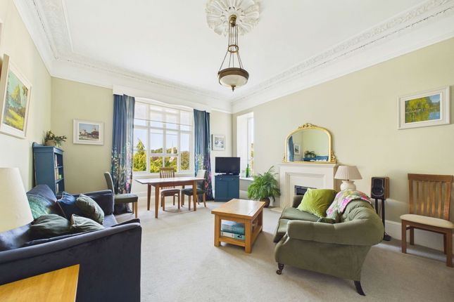 Flat 5, The Lawn, Torquay photo 4