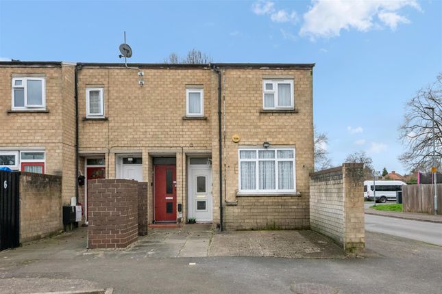 1-bed flat on 2, Rosslyn Close, Hayes, £235,000