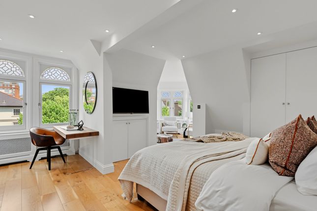 Flat 4, 63-65, Hamilton Terrace, London photo 3
