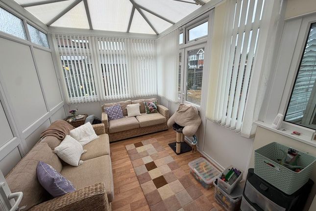359, Hatton Road, Feltham photo 4