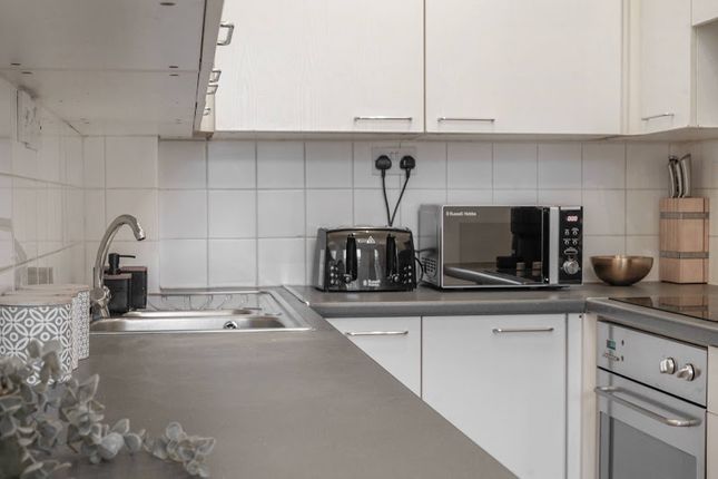 23 Philbeach Gardens, London photo 5