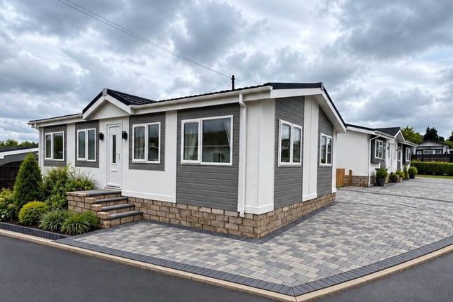 2-bed caravan on PLOT 25, Litchfield Road, Walsall, £189,999