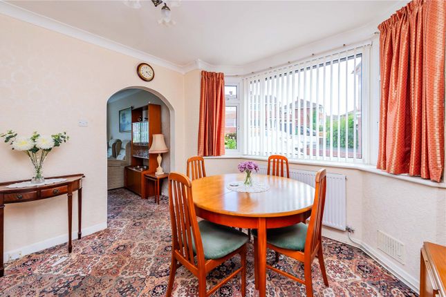 2, Weston Drive, Telford photo 3