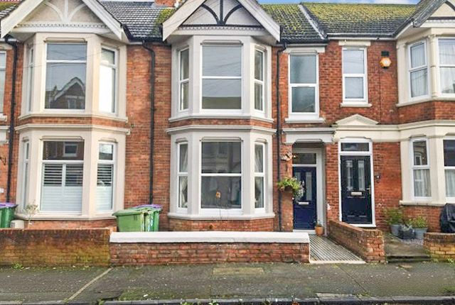 9, Quested Road, Folkestone photo 2