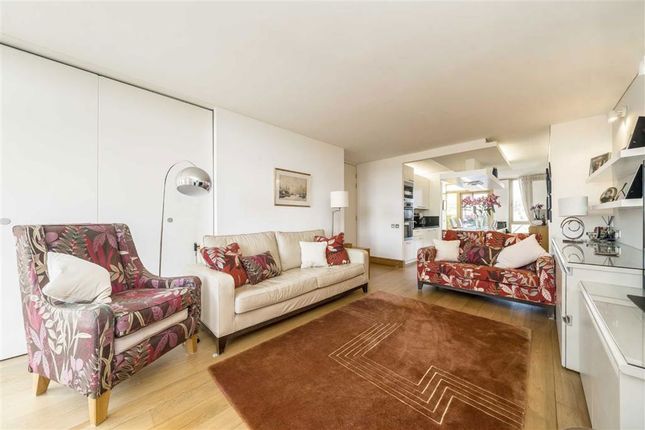 Apartment 10, Becquerel Court, West Parkside, London photo 2