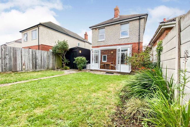 7 Ensbury Avenue, Bournemouth photo 2