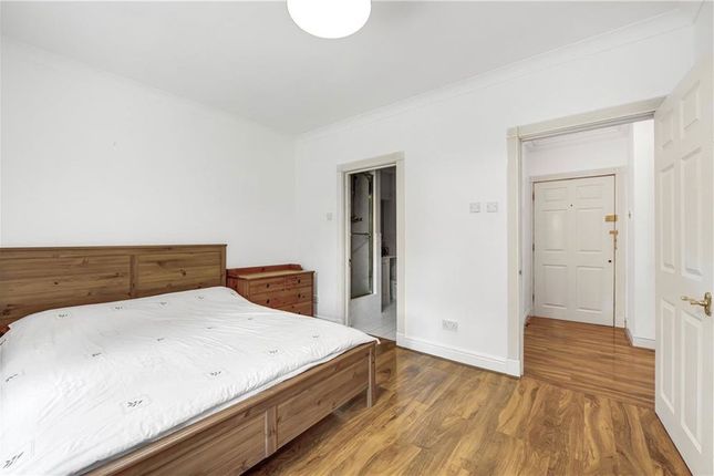 3, Gilbert House, London photo 4