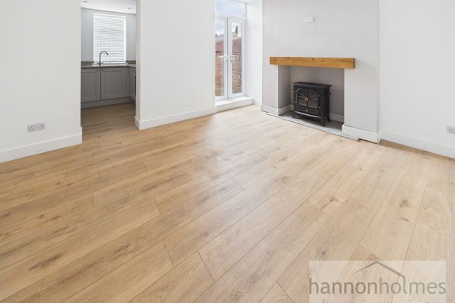 6, Long Lane, Bolton photo 5