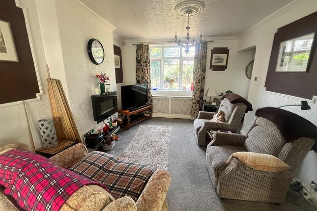 7, Rawthorpe Crescent, Huddersfield photo 5