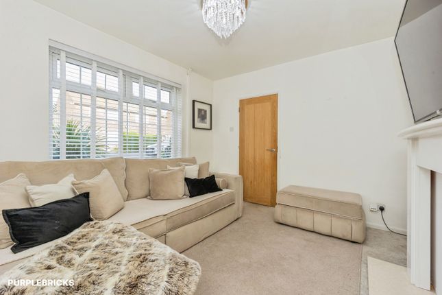 61, Bowness Road, Ashton-under-Lyne photo 3