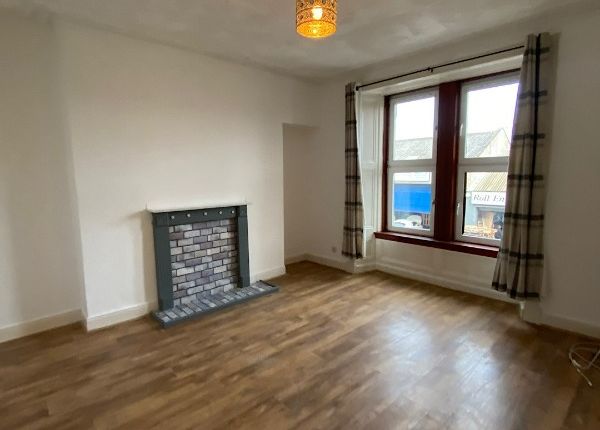 Flat to rent in Strathmore Avenue, Hilltown, Dundee