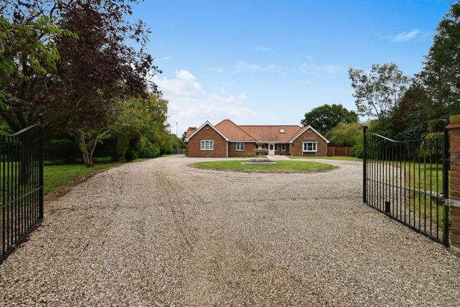 Detached house for sale in Shelfanger Road, Diss IP22