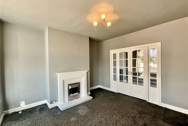 28, Stradbroke Road, Sheffield photo 4