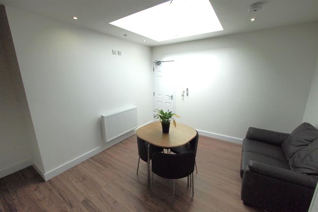 Flat to rent in Autumn Terrace, Worcester