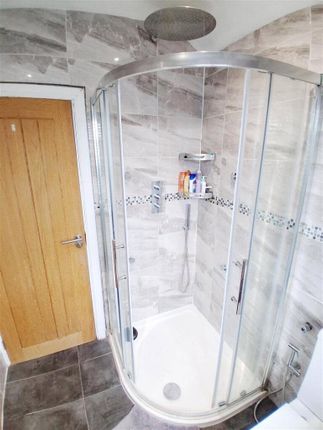 24, Leamington Place, Greater London photo 4