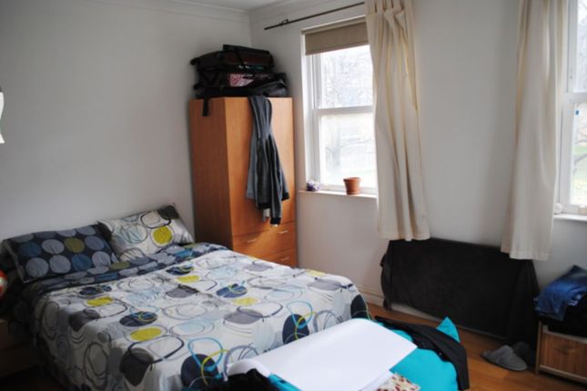 125c, Gosset Street, London photo 5