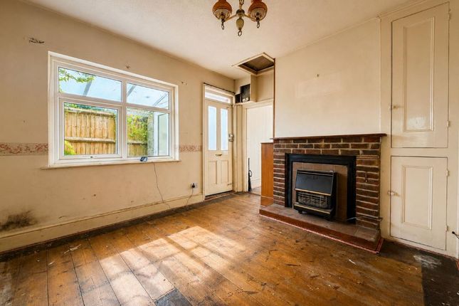 4, Silvester Road, Waterlooville photo 2