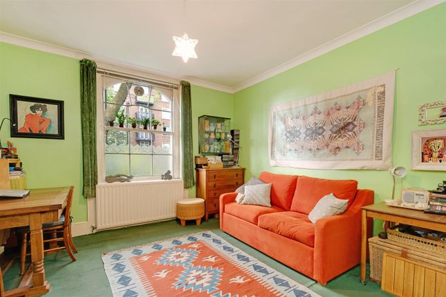 Flat B, 26, Barnsbury Rd, Islington photo 4