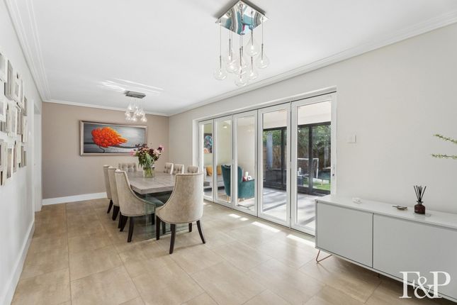 7 Oak View, Great Kingshill, Buckinghamshire photo 4