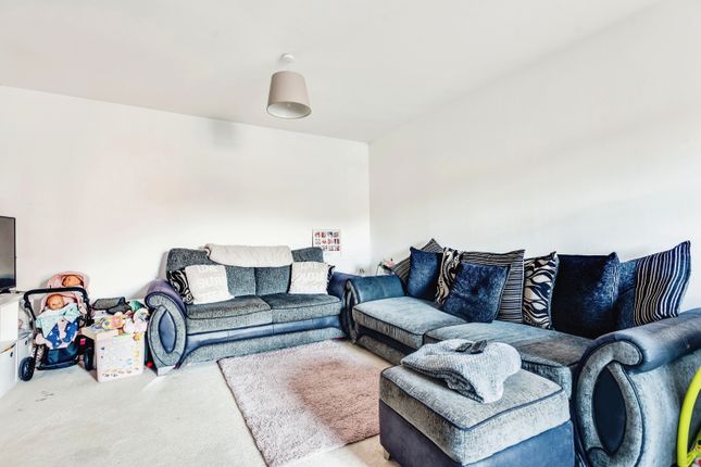 29, Staldon Court, Wiltshire photo 3