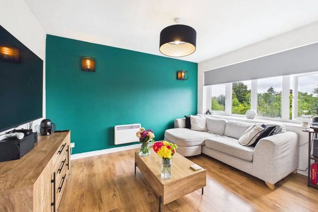 37, Hawthorn Rise, Gloucestershire photo 2