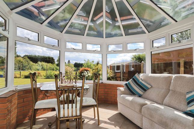 14, Winceby Road, Staffordshire photo 4