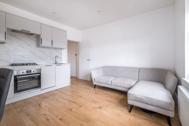 Flat for sale in Welford House, Shirland Road, London