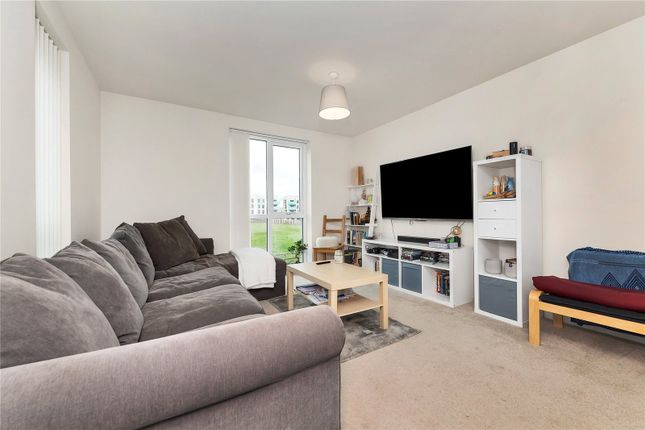 7, Randal Way, Cambridgeshire photo 3