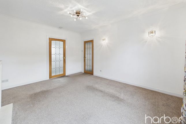 8 Threestonehill Avenue, Springboig, Glasgow photo 3