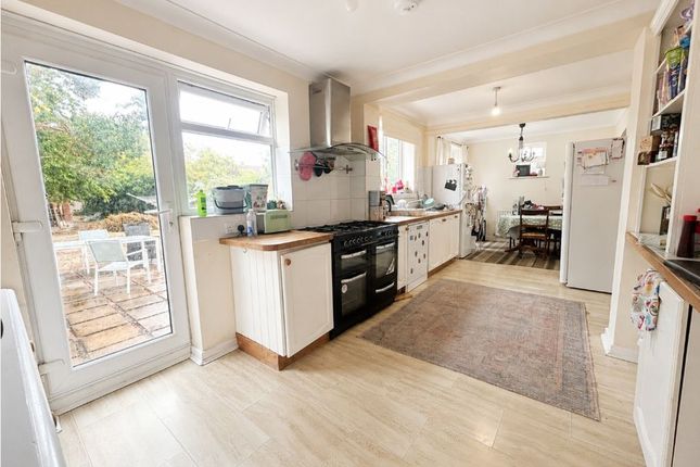 Room 6 18, Bridge Road, Chichester photo 2