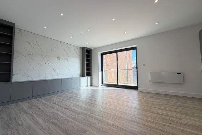 Flat 2, 23 Dunstable Place, Luton photo 3