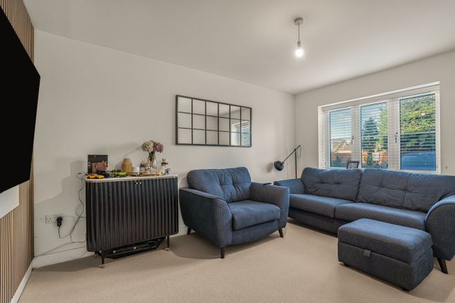 Devonia Court, Main Road, Cheltenham photo 4