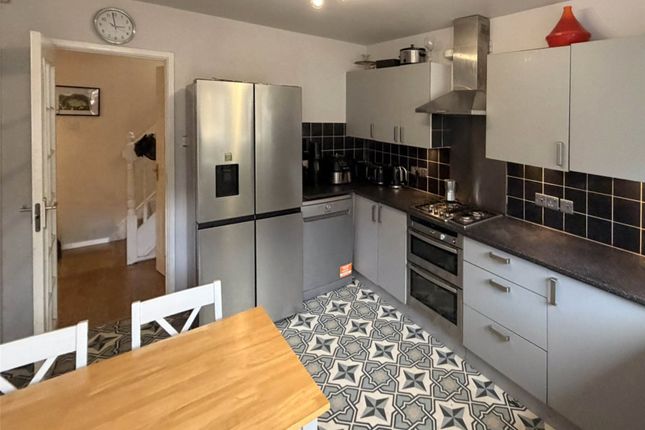 6, Hemsworth Way, Shropshire photo 4