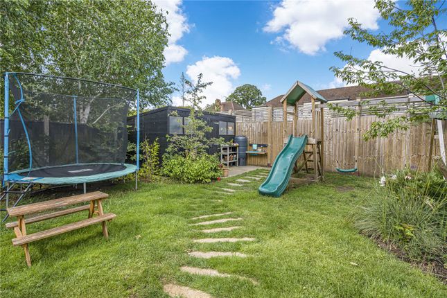 44, Rosemary Avenue, Surrey photo 4