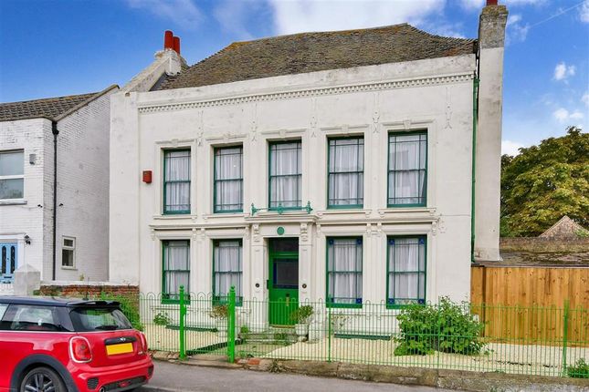 High Street Queenborough Kent ME11 4 Bedroom Property For Sale High Street Queenborough Kent ME11 4 Bedroom Property For Sale