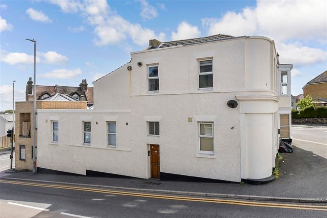 Studio flat on Chatham Street, Ramsgate, £60,000