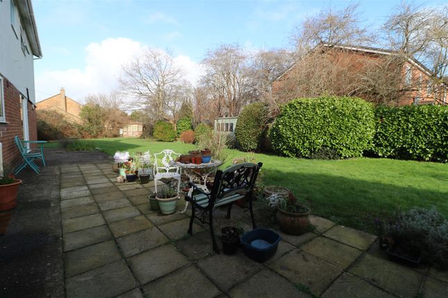 10, Broadley Park, North Bradley photo 2