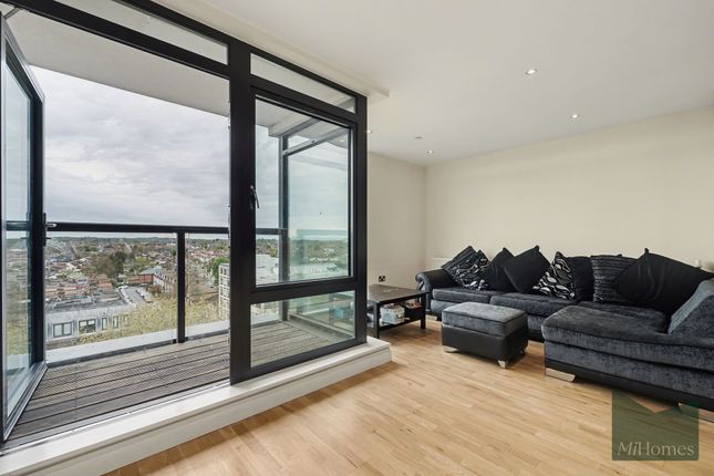 2-bed flat on Flat 48, Pinnacle House 6A Colman Parade Southbury Road, Enfield, £325,000